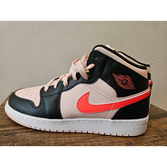Nike Air Jordan 1 Mid Atmosphere Pink Black 554725-604 GS Size 7Y Womens 8.5 - Picture 2 of 10